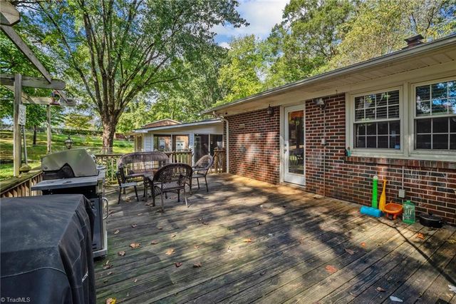 5728 Nylon Drive, Winston-salem, NC 27105