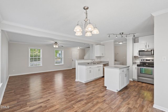 510 Homestead Park Drive, Apex, NC 27502