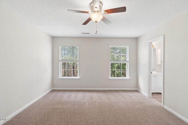 510 Homestead Park Drive, Apex, NC 27502