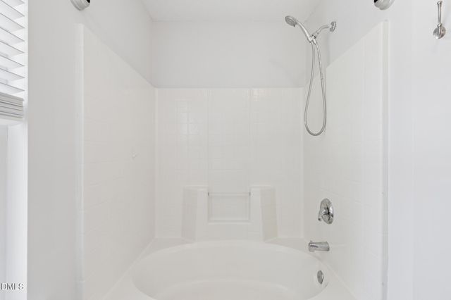 510 Homestead Park Drive, Apex, NC 27502