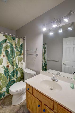 302 Pinehurst Drive, Eldridge, IA 52748