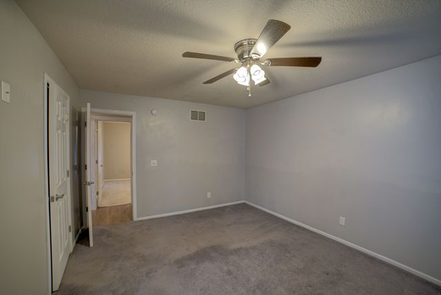 302 Pinehurst Drive, Eldridge, IA 52748