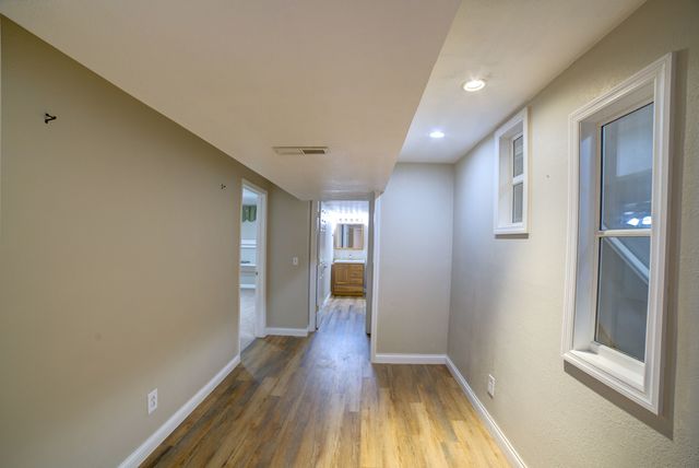 302 Pinehurst Drive, Eldridge, IA 52748