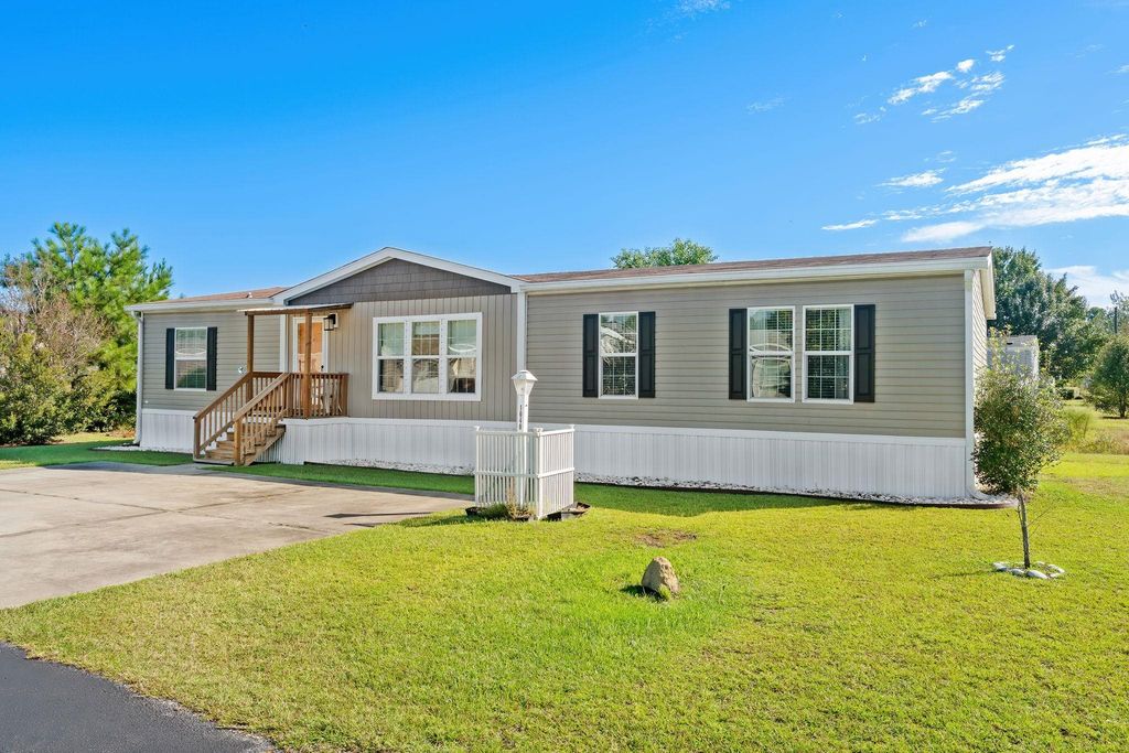 1040 Colonial Ln., Conway, SC 29526 — photo 2