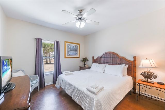 2212 State Highway 361 102, Port Aransas, TX 78373