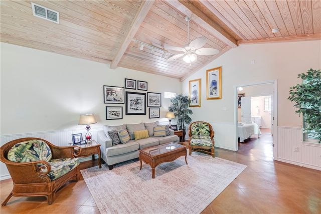 2212 State Highway 361 102, Port Aransas, TX 78373