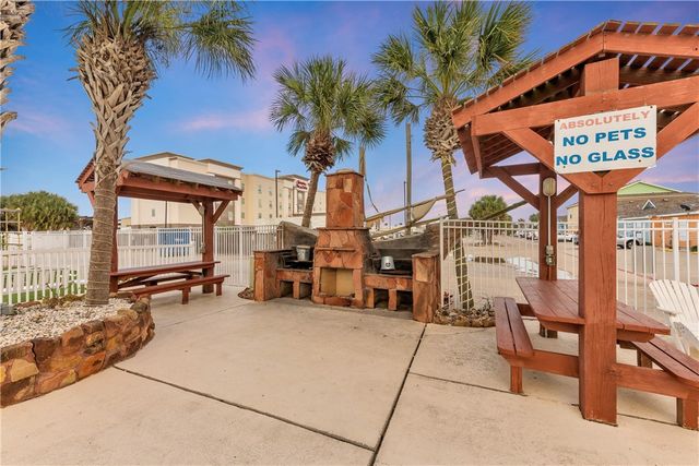 2212 State Highway 361 102, Port Aransas, TX 78373