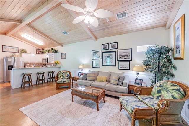 2212 State Highway 361 102, Port Aransas, TX 78373