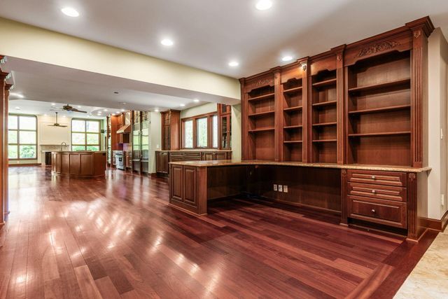 4930 E Walnut Street, Westerville, OH 43081