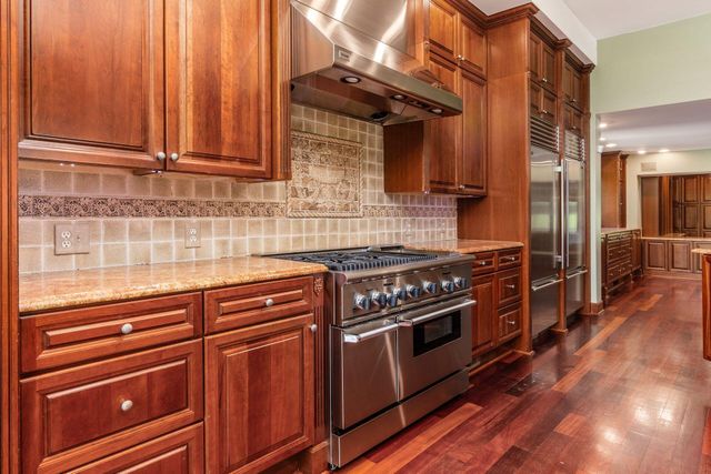 4930 E Walnut Street, Westerville, OH 43081