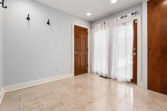 4930 E Walnut Street, Westerville, OH 43081