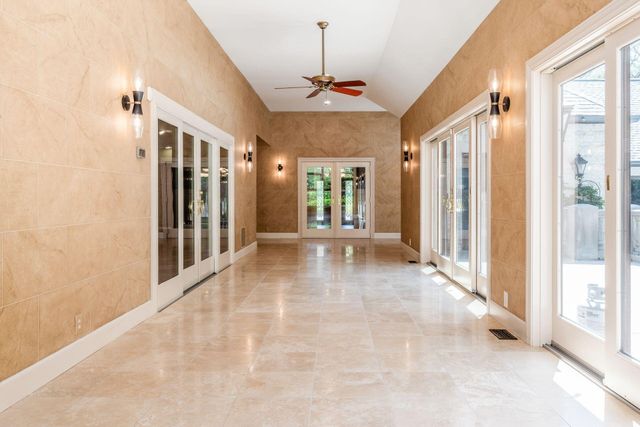 4930 E Walnut Street, Westerville, OH 43081