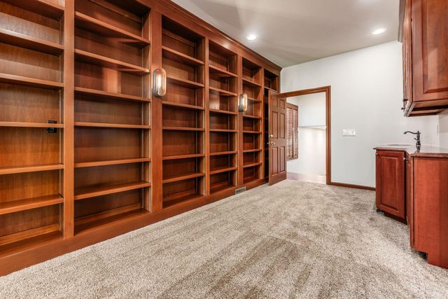 4930 E Walnut Street, Westerville, OH 43081