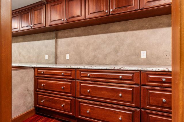 4930 E Walnut Street, Westerville, OH 43081