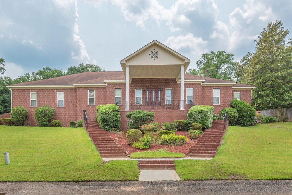 2114 Southlake Parkway, Augusta, GA 30906