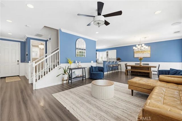 19890 Holly Drive, Saugus, CA 91350