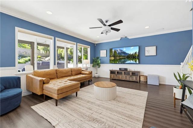 19890 Holly Drive, Saugus, CA 91350