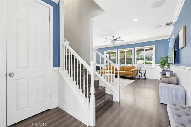 19890 Holly Drive, Saugus, CA 91350