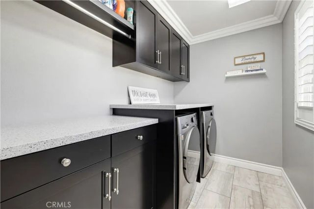 19890 Holly Drive, Saugus, CA 91350