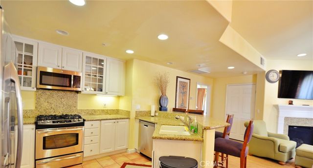 45245 Seeley 17C Drive 17C, La Quinta, CA 92253