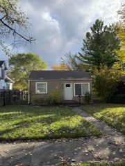 1425 Cypress Street, Saginaw, MI 48602