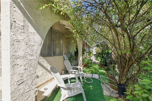 12011 Jouett Street, Sylmar, CA 91342