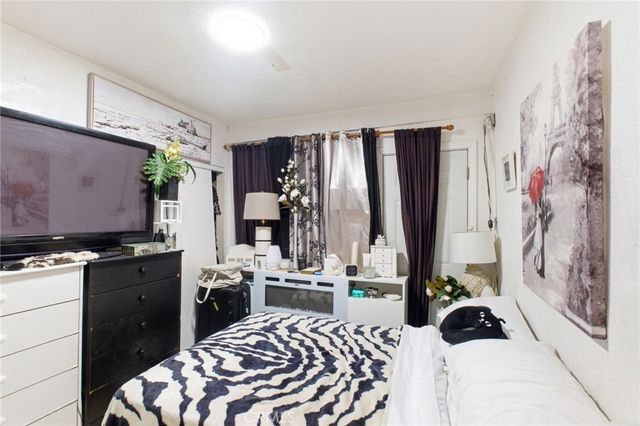 12011 Jouett Street, Sylmar, CA 91342