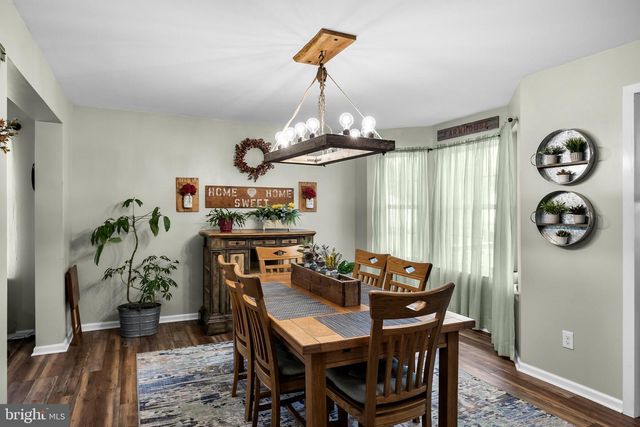 17 DELAWARE AVE, Hainesport, NJ 08036
