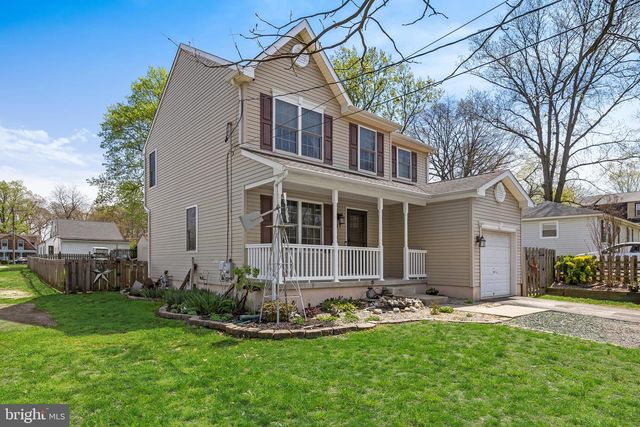 17 DELAWARE AVE, Hainesport, NJ 08036