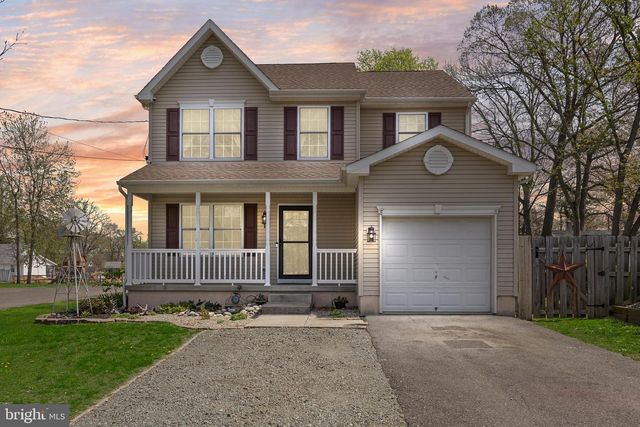 17 DELAWARE AVE, Hainesport, NJ 08036