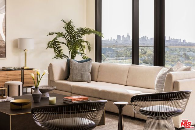 8420 W Sunset Boulevard 802, West Hollywood, CA 90069