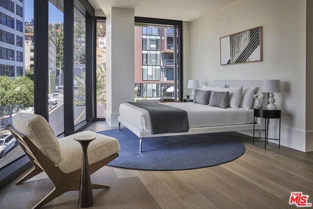 8420 W Sunset Boulevard 802, West Hollywood, CA 90069