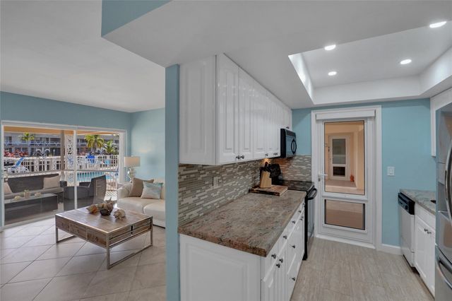 2864 NE 33rd Court, Fort Lauderdale, FL 33306
