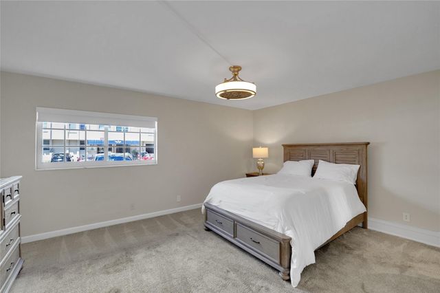 2864 NE 33rd Court, Fort Lauderdale, FL 33306