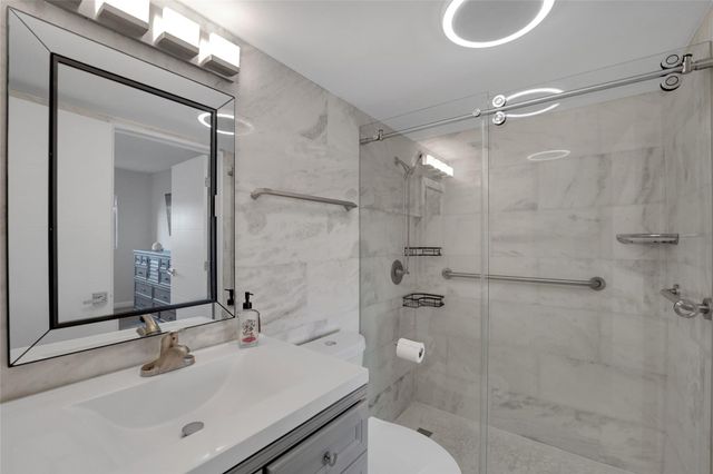 2864 NE 33rd Court, Fort Lauderdale, FL 33306