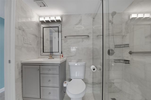 2864 NE 33rd Court, Fort Lauderdale, FL 33306