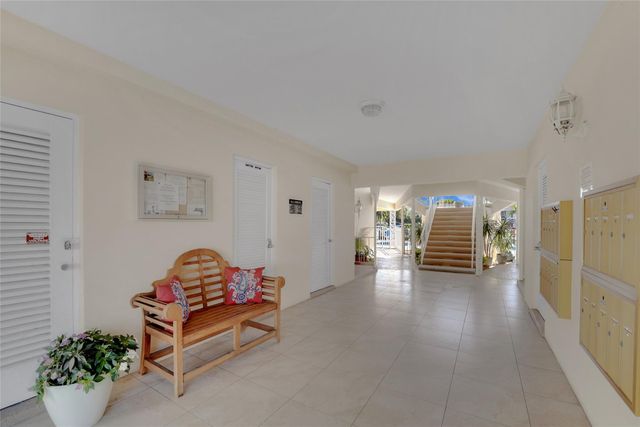 2864 NE 33rd Court, Fort Lauderdale, FL 33306