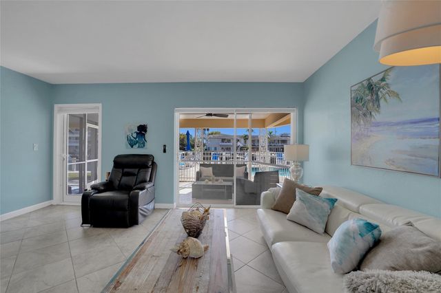 2864 NE 33rd Court, Fort Lauderdale, FL 33306