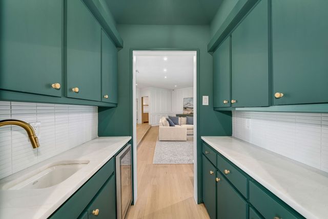 6275 Preston Creek Drive, Dallas, TX 75240