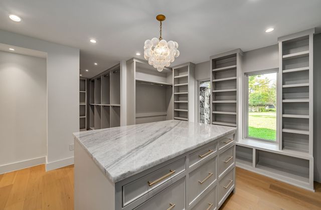 6275 Preston Creek Drive, Dallas, TX 75240