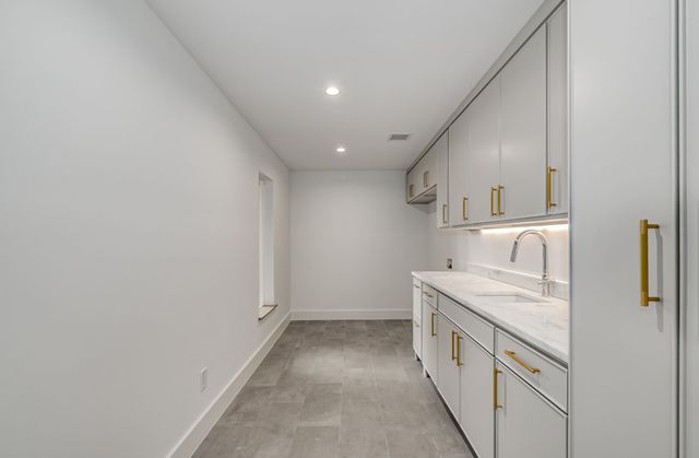 6275 Preston Creek Drive, Dallas, TX 75240