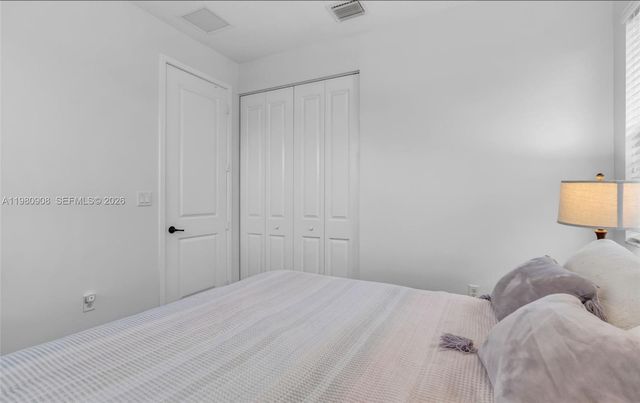 3274 W 96th Pl, Hialeah, FL 33018