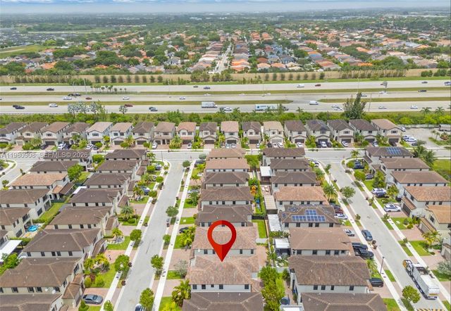 3274 W 96th Pl, Hialeah, FL 33018