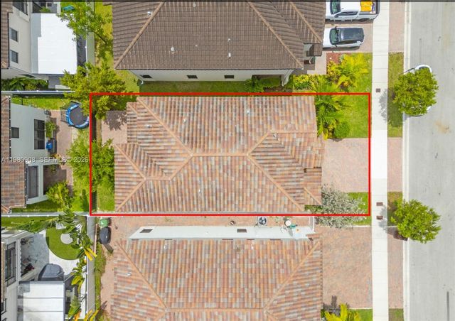 3274 W 96th Pl, Hialeah, FL 33018