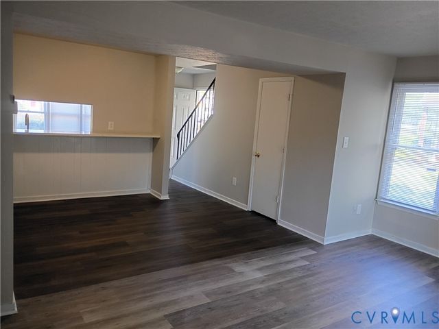 429 Hickorywood Cir, Richmond, VA 23223