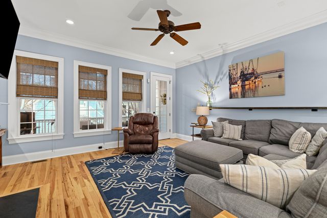 1250 Smythe Street, Charleston, SC 29492