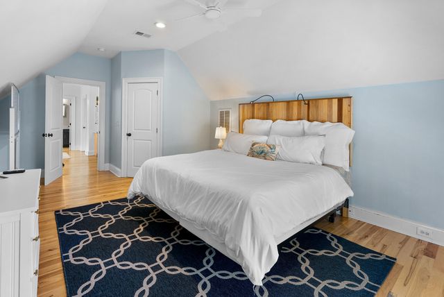 1250 Smythe Street, Charleston, SC 29492