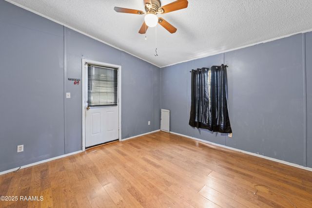 1032 Magenta Drive, Breaux Bridge, LA 70517