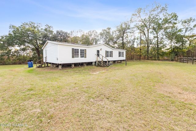 1032 Magenta Drive, Breaux Bridge, LA 70517