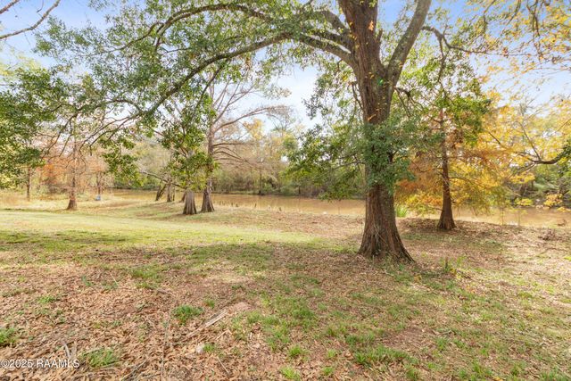 1032 Magenta Drive, Breaux Bridge, LA 70517